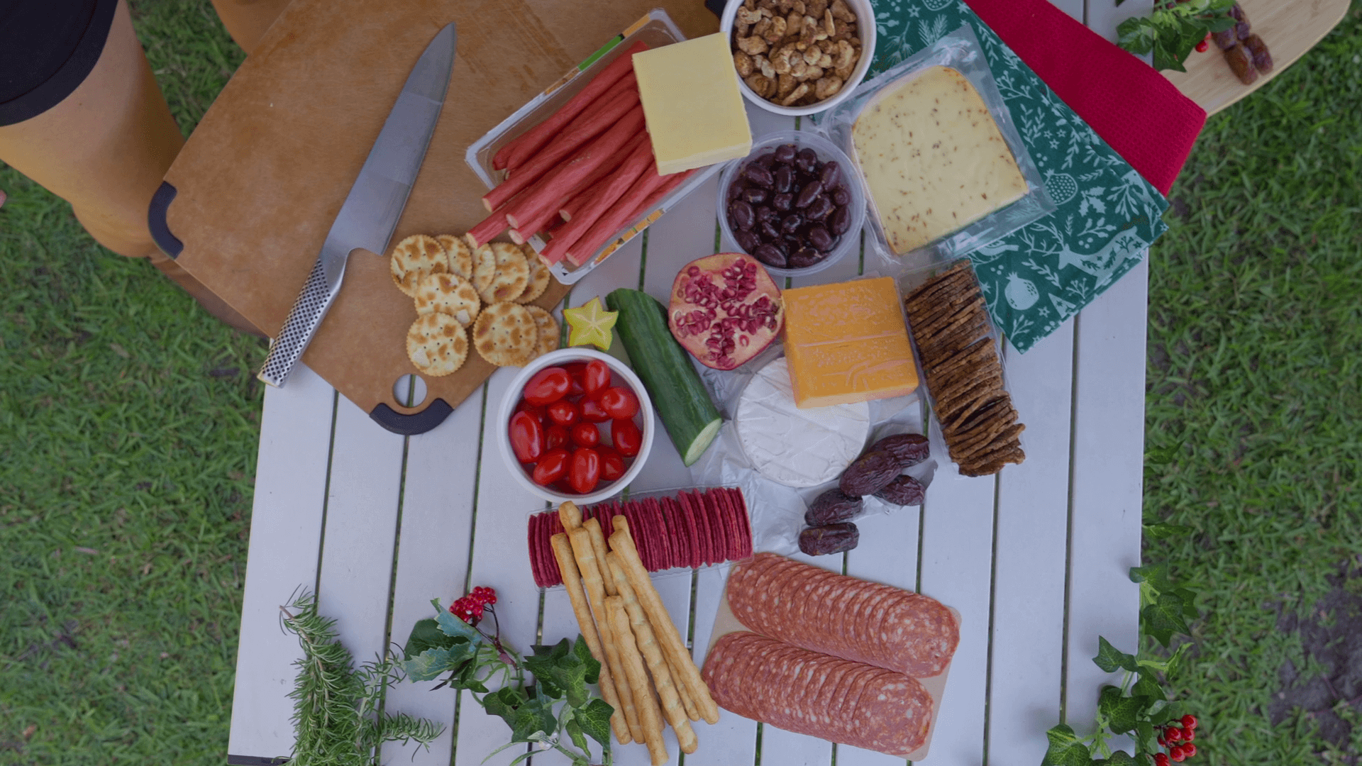 Christmas cheese platter Christmas cheese platter
