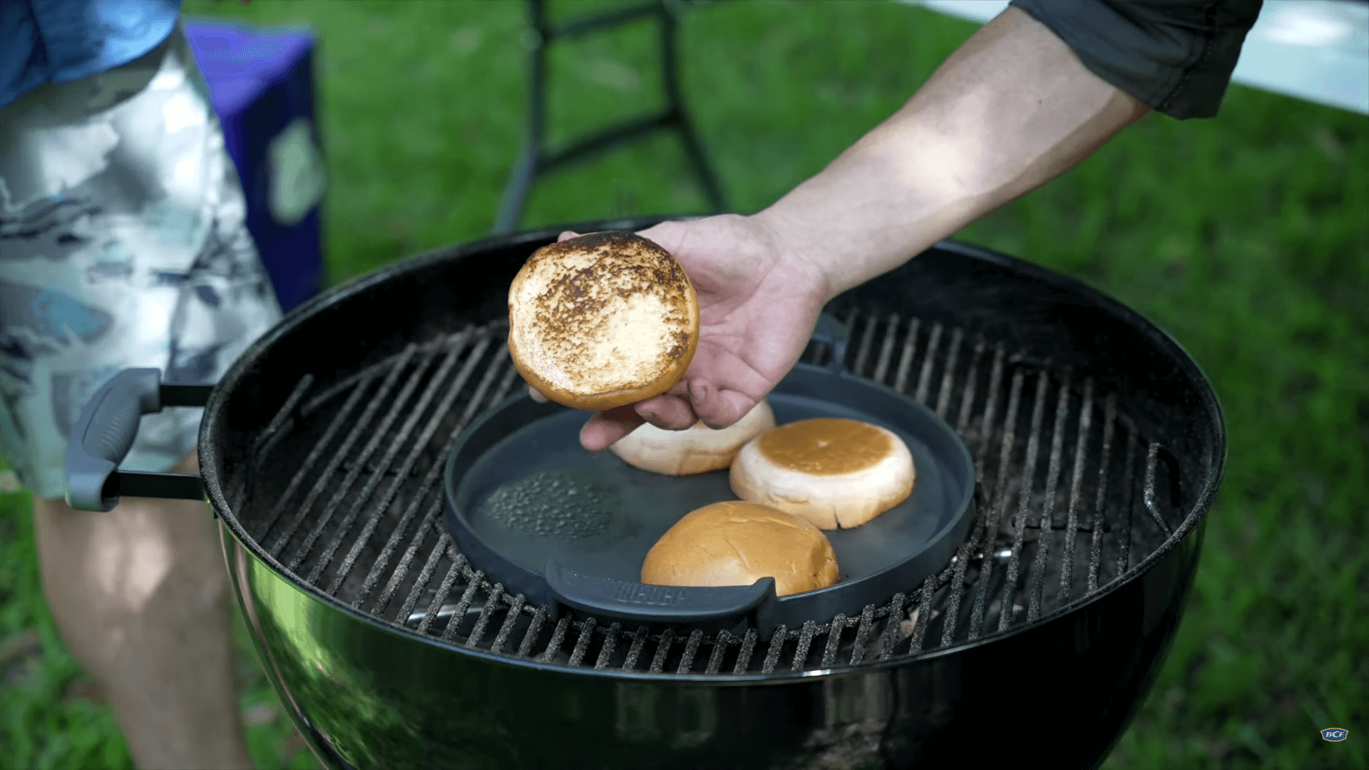 Toast buns toasted burger buns